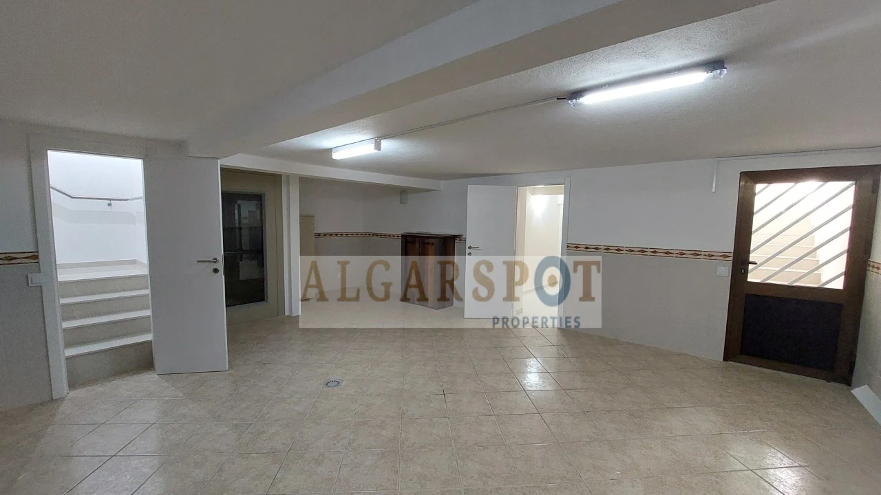 Moradia T3 para Venda em Quarteira Foto 43