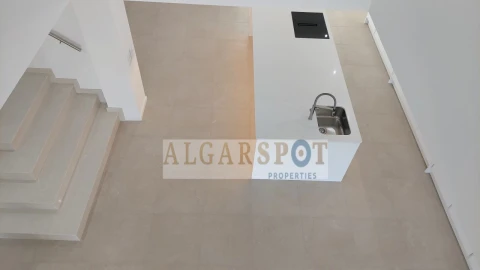 Moradia T3 para Venda em Quarteira
