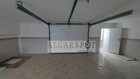 Moradia T3 para Venda em Quarteira
