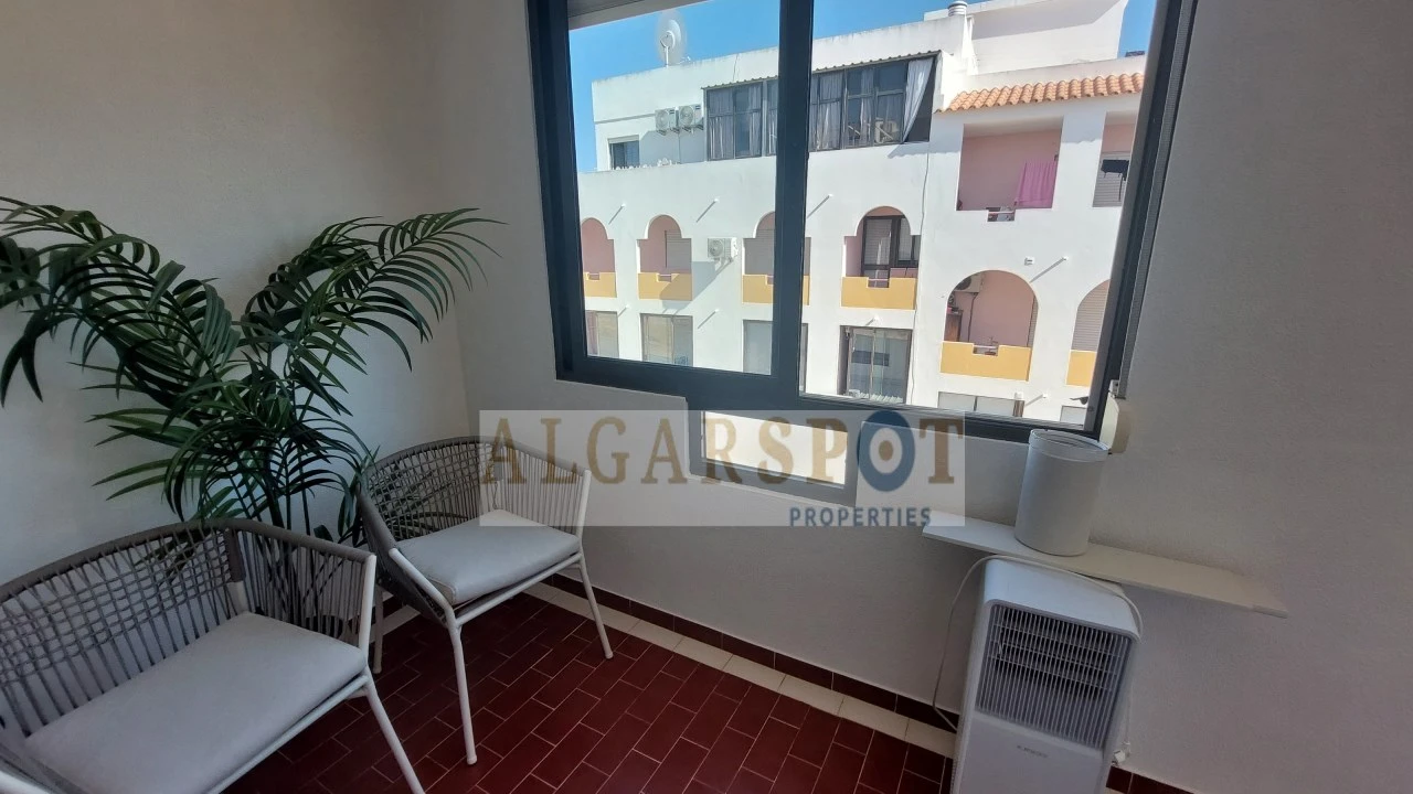 Apartamento T1 para Venda em Quarteira Foto 21