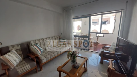 Apartamento T1 para Venda em Quarteira