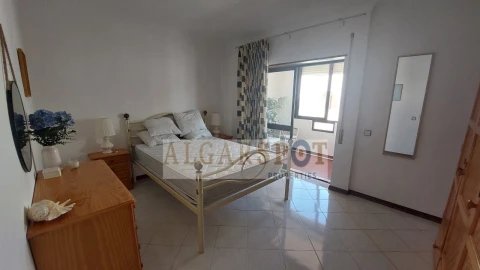 Apartamento T1 para Venda em Quarteira