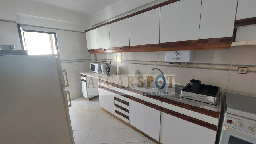Apartamento T1 para Venda em Quarteira Foto 11