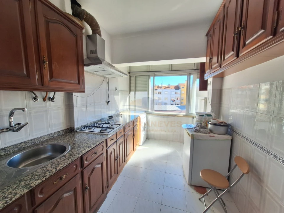 Apartamento T2 para Venda em Venteira Foto 1