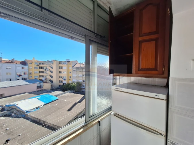 Apartamento T2 para Venda em Venteira Foto 5
