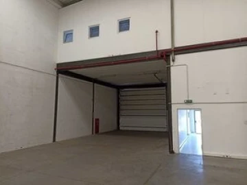 Armazém para Arrendamento em Alverca do Ribatejo e Sobralinho