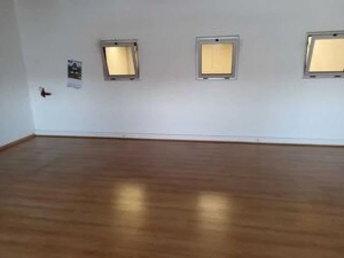 Armazém para Arrendamento em Alverca do Ribatejo e Sobralinho Foto 10