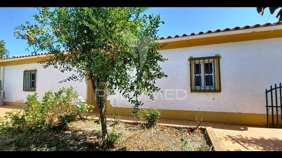 Moradia T1 para Venda em Urra