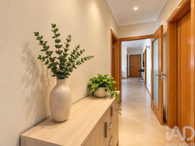 Apartamento T2 para Venda em Quelfes Foto 22