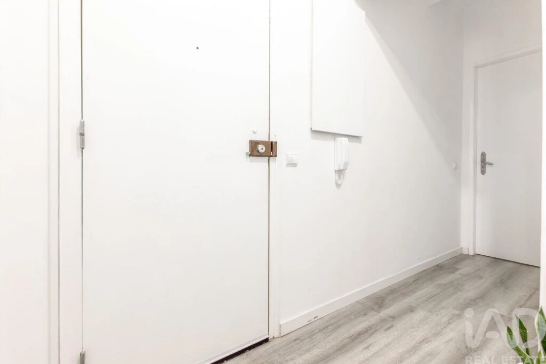 Apartamento T2 para Venda em Santo Antonio da Charneca Foto 7