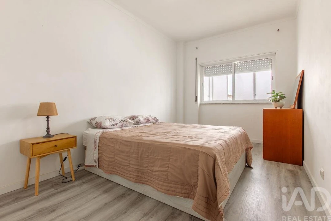 Apartamento T2 para Venda em Santo Antonio da Charneca Foto 15