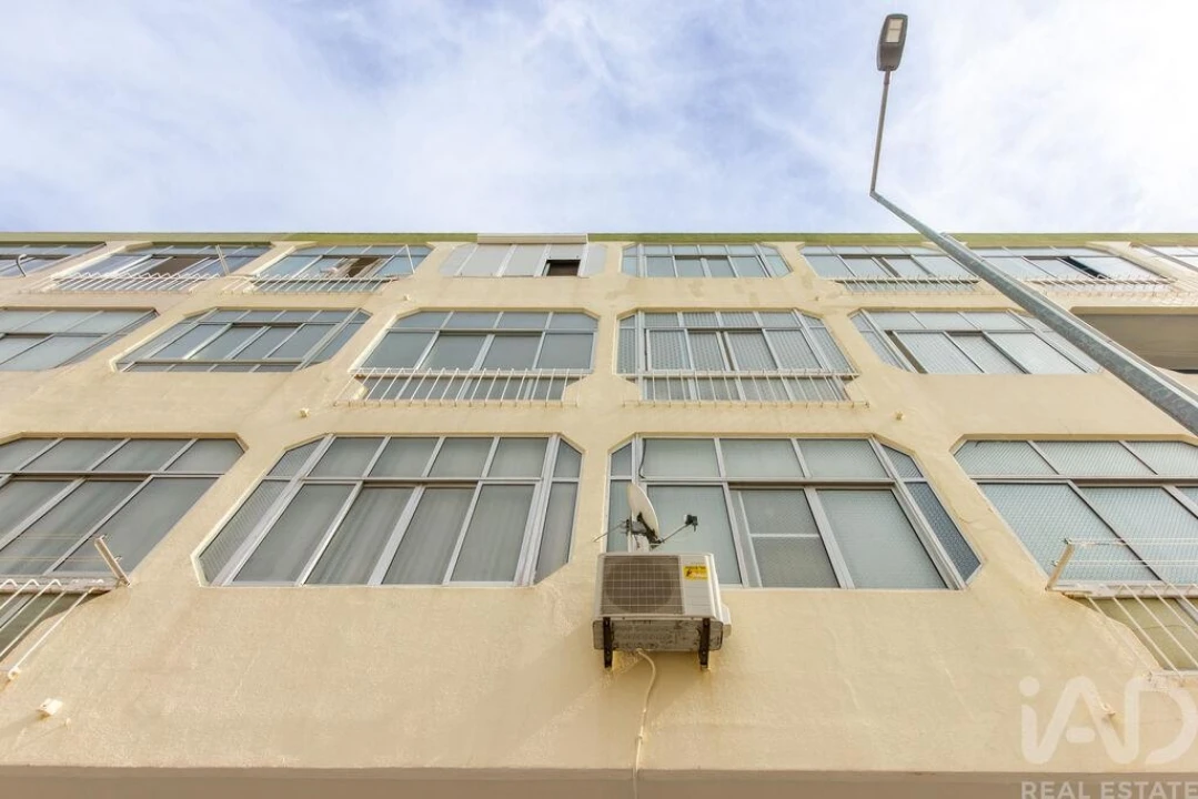 Apartamento T2 para Venda em Santo Antonio da Charneca Foto 20
