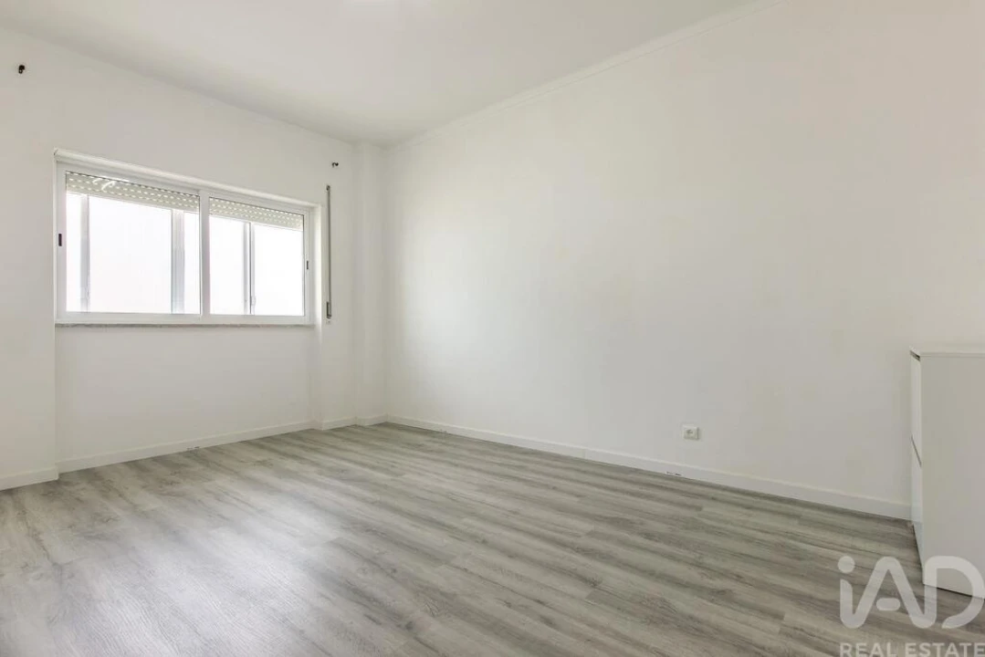 Apartamento T2 para Venda em Santo Antonio da Charneca Foto 17