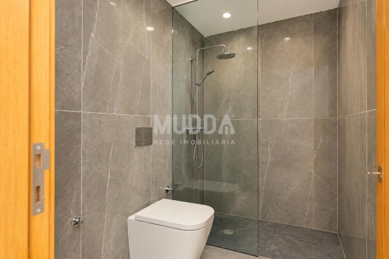 Moradia T3 para Venda em Lobão, Gião, Louredo e Guisande Foto 3