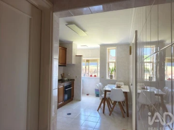 Apartamento T1 para Venda em Sandim, Olival, Lever e Crestuma