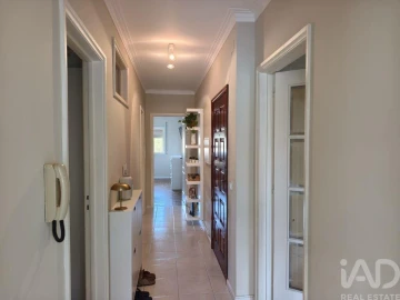Apartamento T1 para Venda em Sandim, Olival, Lever e Crestuma
