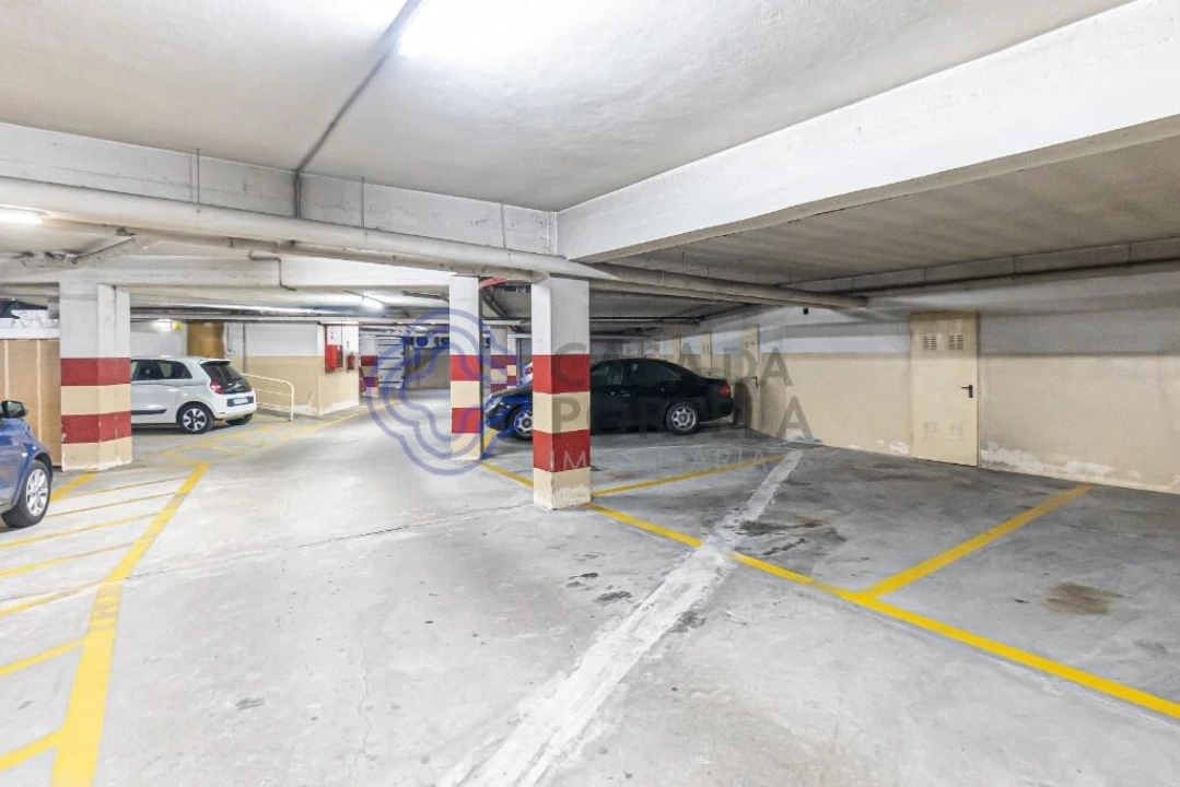 Apartamento T1 para Arrendamento em Oliveira do Douro Foto 36