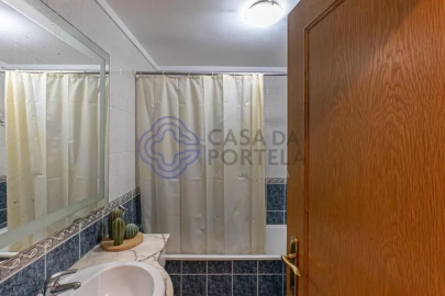 Apartamento T1 para Arrendamento em Oliveira do Douro