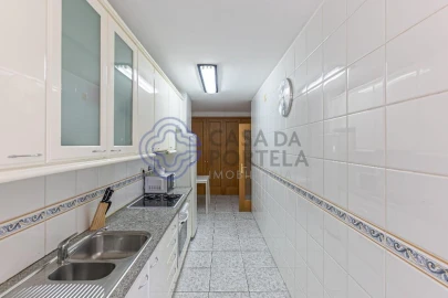 Apartamento T1 para Arrendamento em Oliveira do Douro