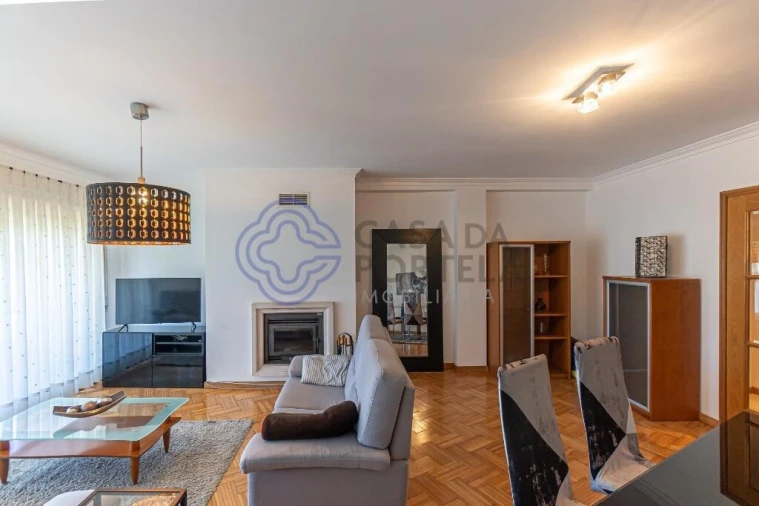 Apartamento T1 para Arrendamento em Oliveira do Douro Foto 15