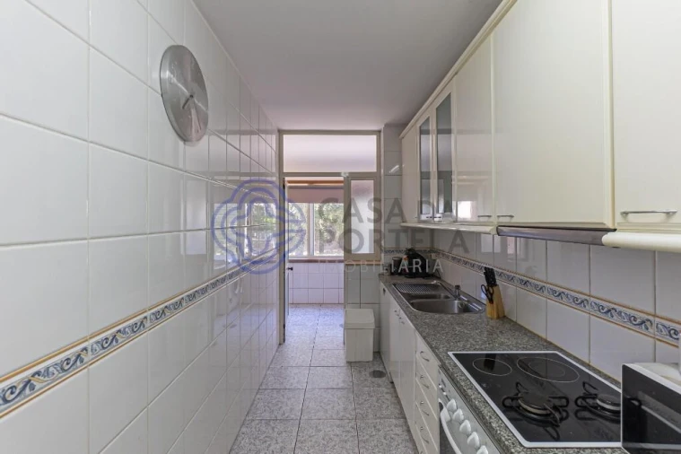 Apartamento T1 para Arrendamento em Oliveira do Douro Foto 30