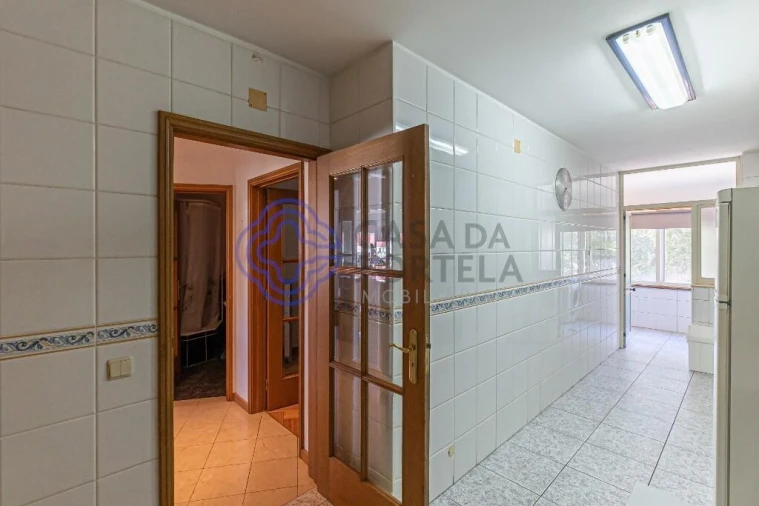 Apartamento T1 para Arrendamento em Oliveira do Douro Foto 28