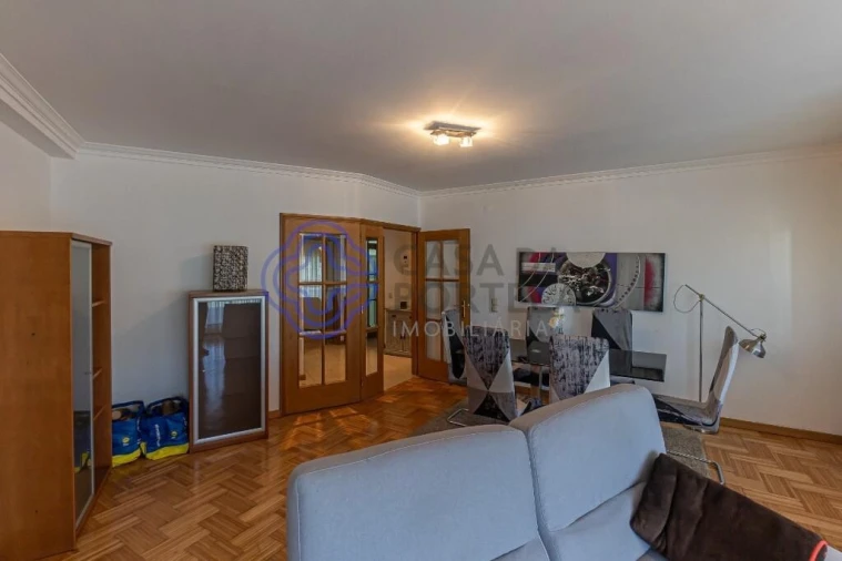 Apartamento T1 para Arrendamento em Oliveira do Douro Foto 16
