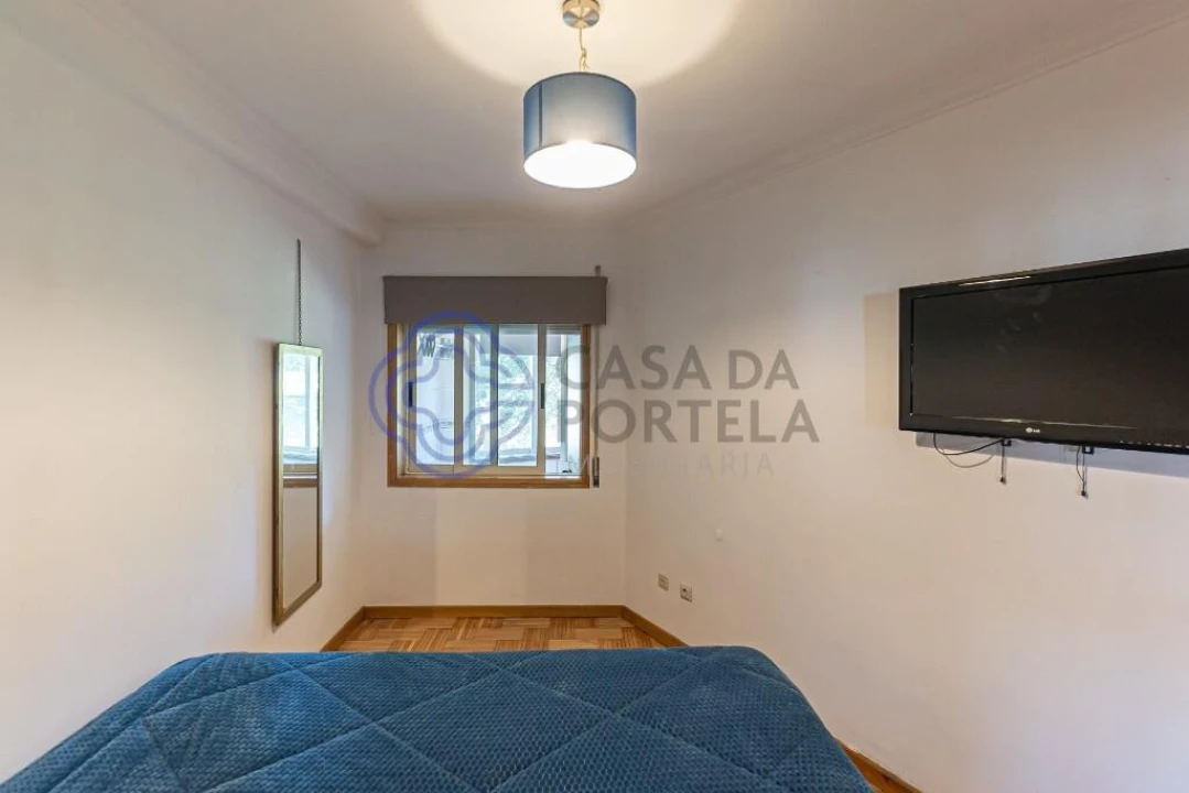 Apartamento T1 para Arrendamento em Oliveira do Douro Foto 26