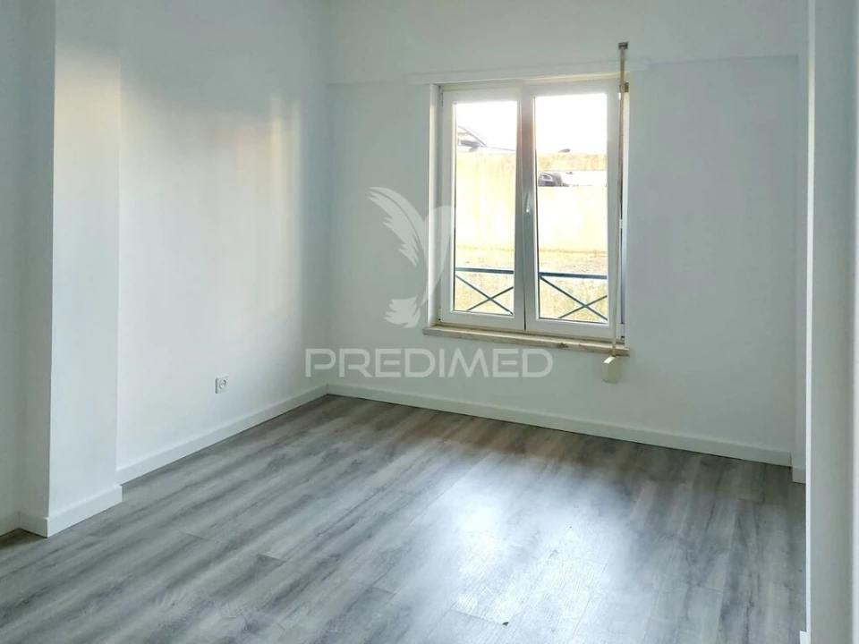 Apartamento T3 para Venda em Quinta do Conde Foto 7