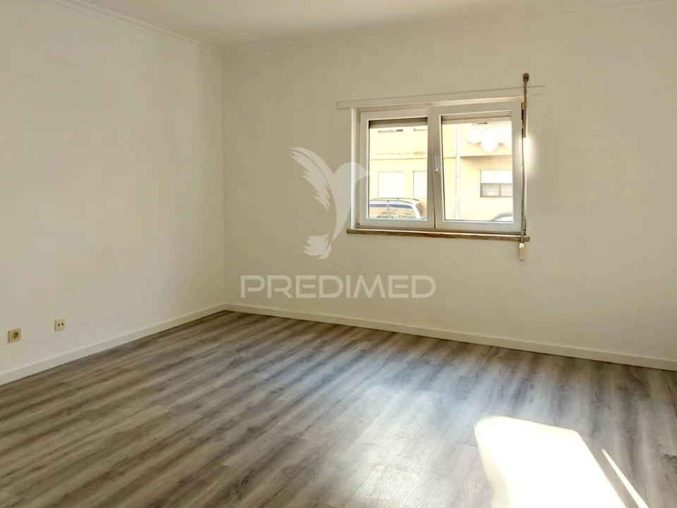 Apartamento T3 para Venda em Quinta do Conde Foto 12