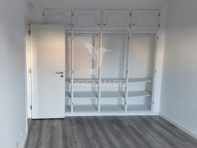 Apartamento T3 para Venda em Quinta do Conde Foto 14