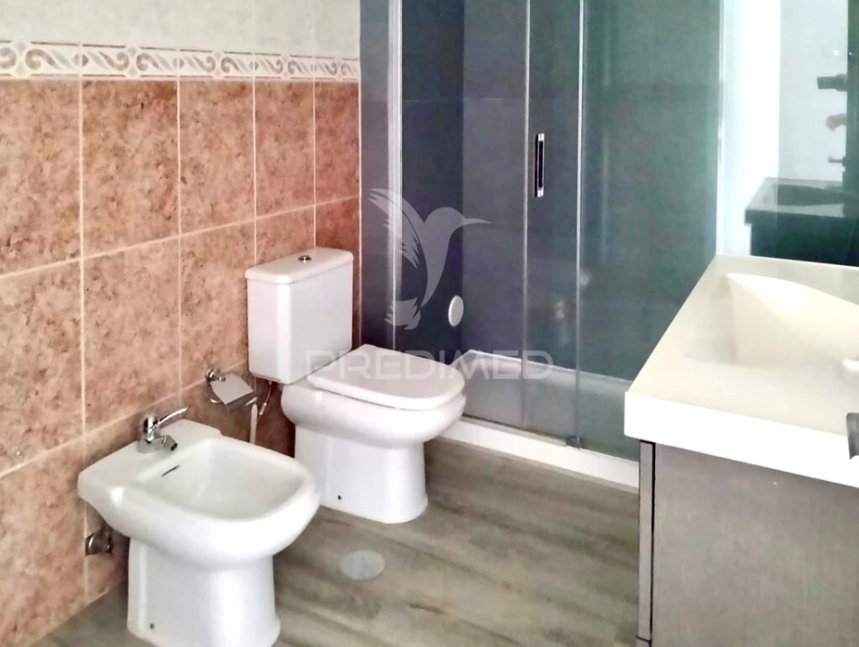 Apartamento T3 para Venda em Quinta do Conde Foto 10