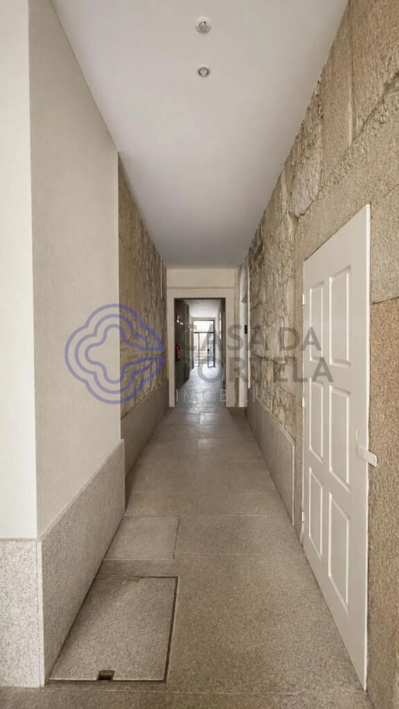 Apartamento para Venda em Cedofeita, Santo Ildefonso, Sé, Miragaia, São Nicolau e Vitória Foto 2