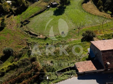 Terreno para Venda em São Tomé de Negrelos