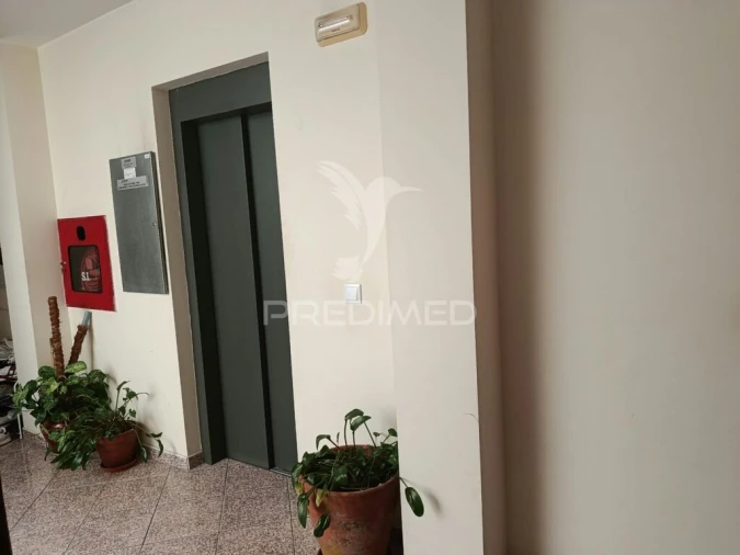 Apartamento T2 para Venda em Meixomil Foto 11