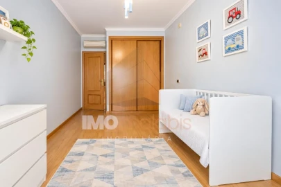 Apartamento T3 para Venda em Romeira e Várzea