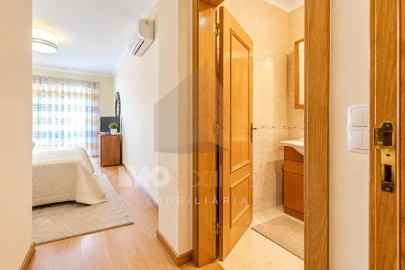 Apartamento T3 para Venda em Romeira e Várzea