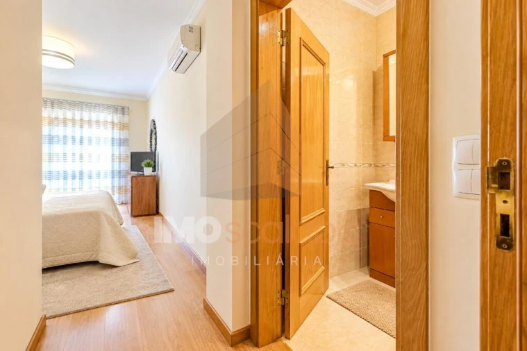 Apartamento T3 para Venda em Romeira e Várzea Foto 10