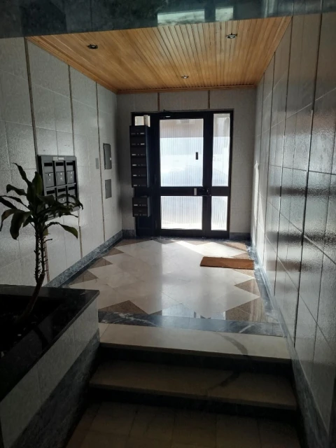 Apartamento T2 para Venda em Oeiras e São Julião da Barra, Paço de Arcos e Caxias