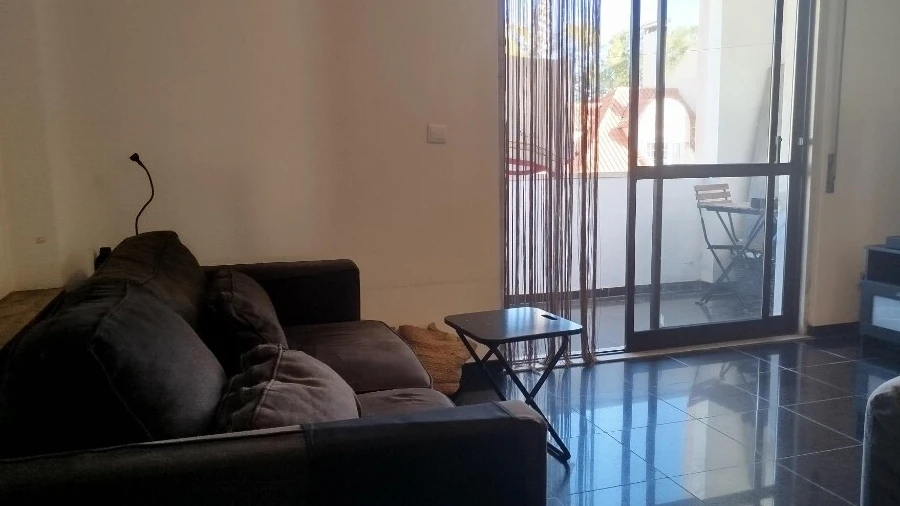 Apartamento T2 para Venda em Oeiras e São Julião da Barra, Paço de Arcos e Caxias