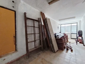 Prédio para Venda em Santo Antonio dos Olivais