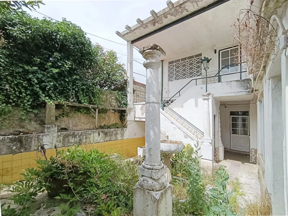 Prédio para Venda em Santo Antonio dos Olivais Foto 8