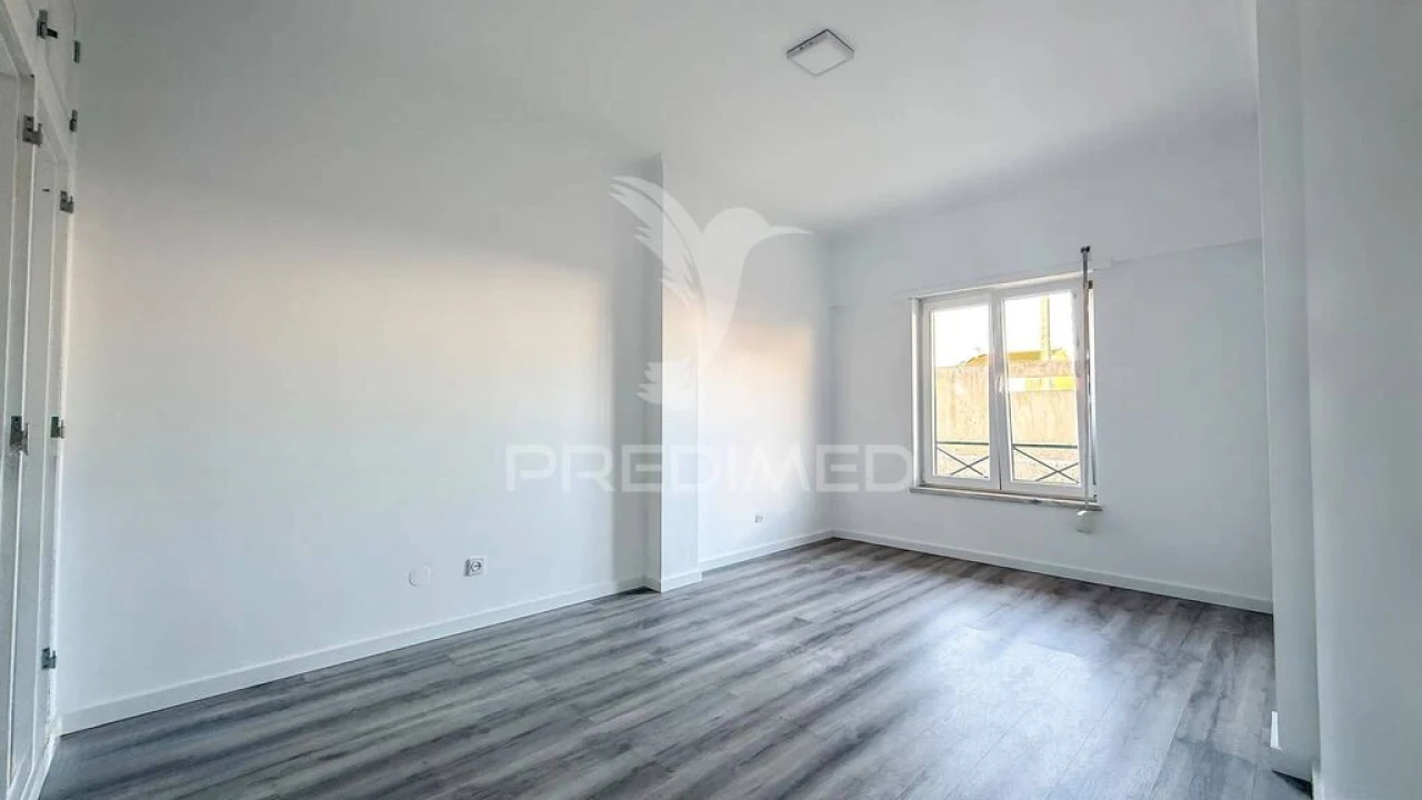Apartamento T3 para Venda em Quinta do Conde Foto 20