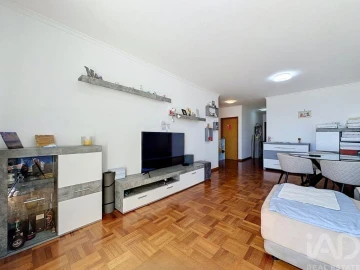 Apartamento T2 para Venda em Caniço