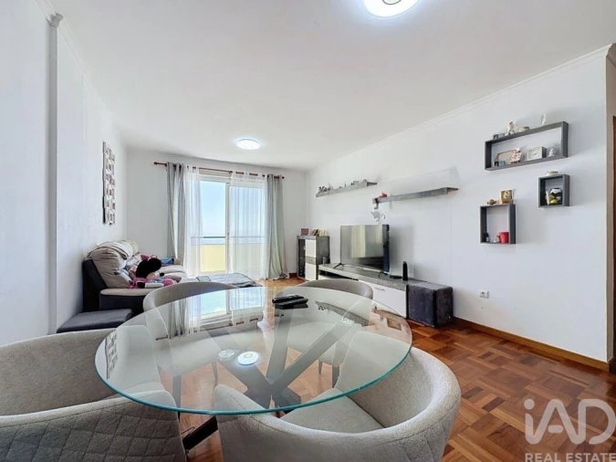Apartamento T2 para Venda em Caniço Foto 13