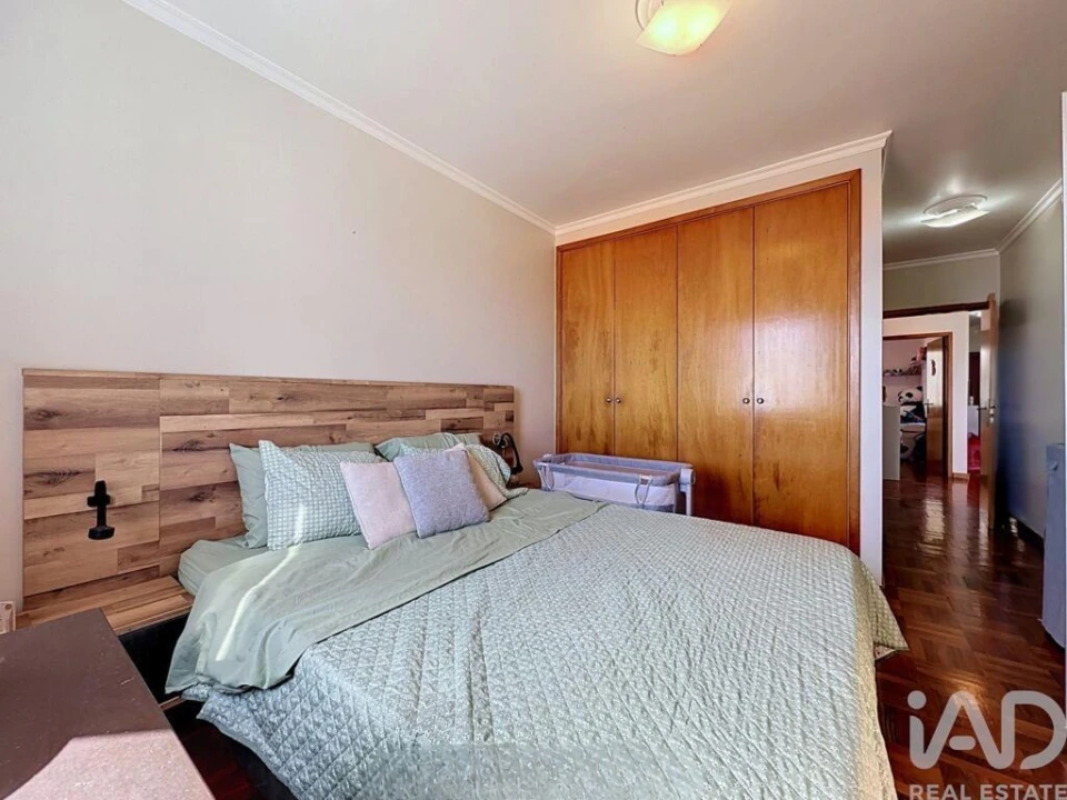 Apartamento T2 para Venda em Caniço Foto 10