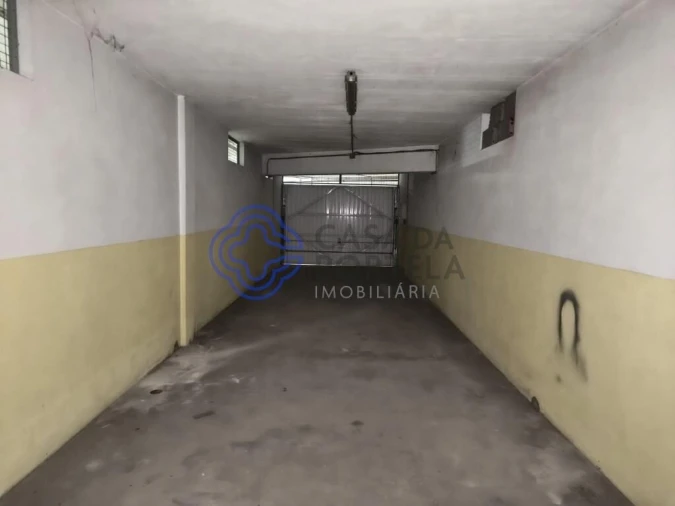 Garagem para Arrendamento em Cete Foto 9