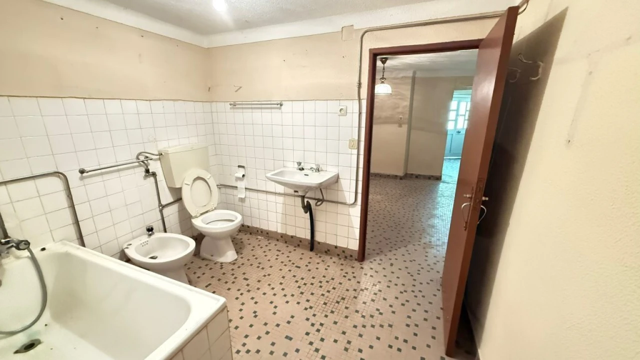 Prédio para Venda em Cortes do Meio Foto 9