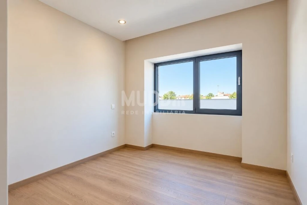 Moradia T3 para Venda em Lobão, Gião, Louredo e Guisande Foto 7