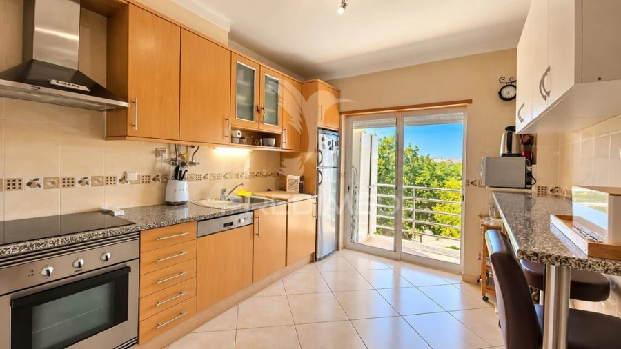 Apartamento T2 para Venda em Alvor Foto 7
